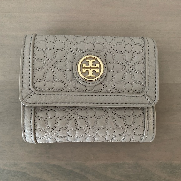 Tory Burch Tri-Fold Bryant Mini Wallet NWT - Picture 3 of 8